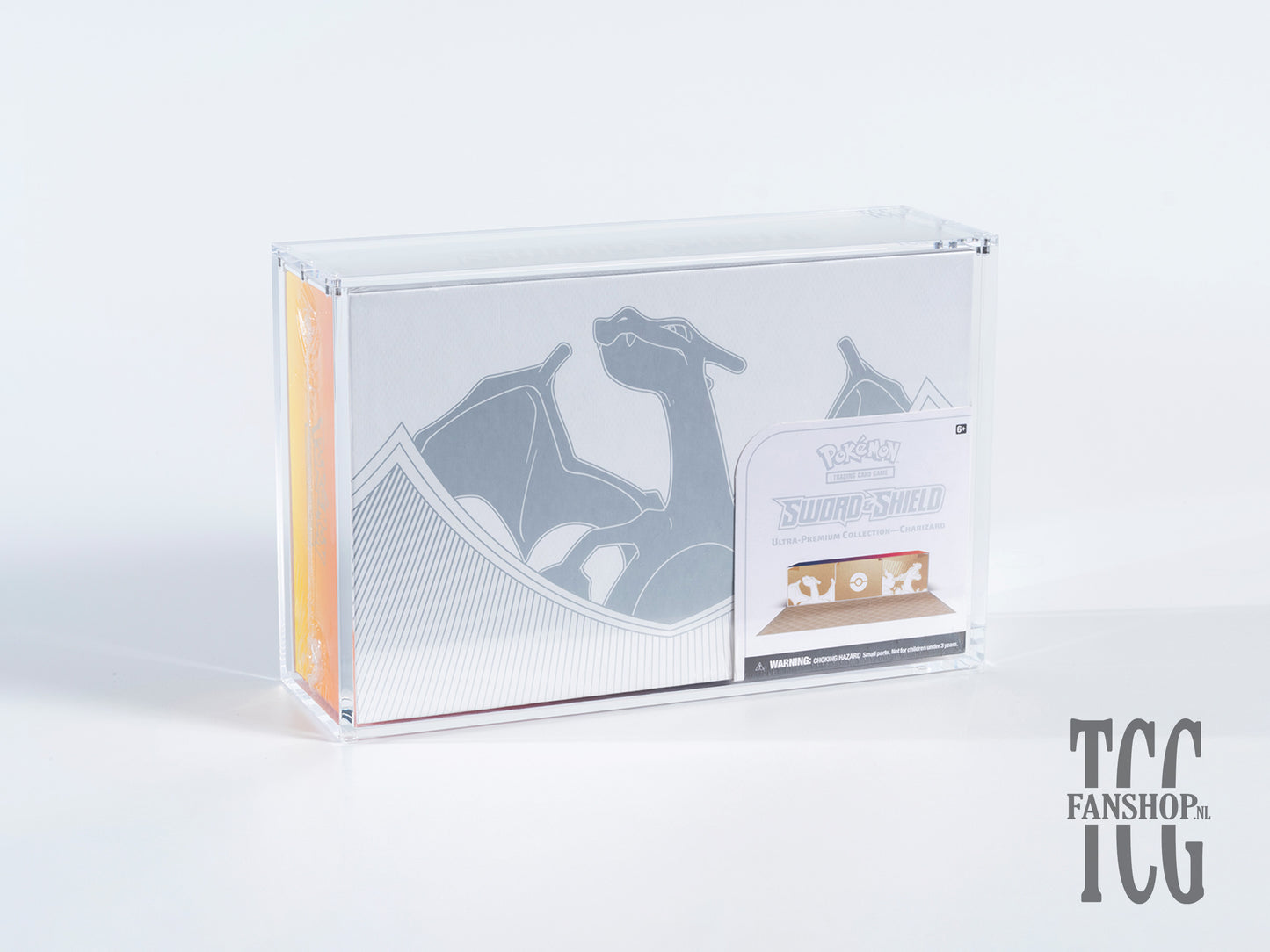 Pokémon Ultra Premium Collection Charizard (UPC) Acryl Case