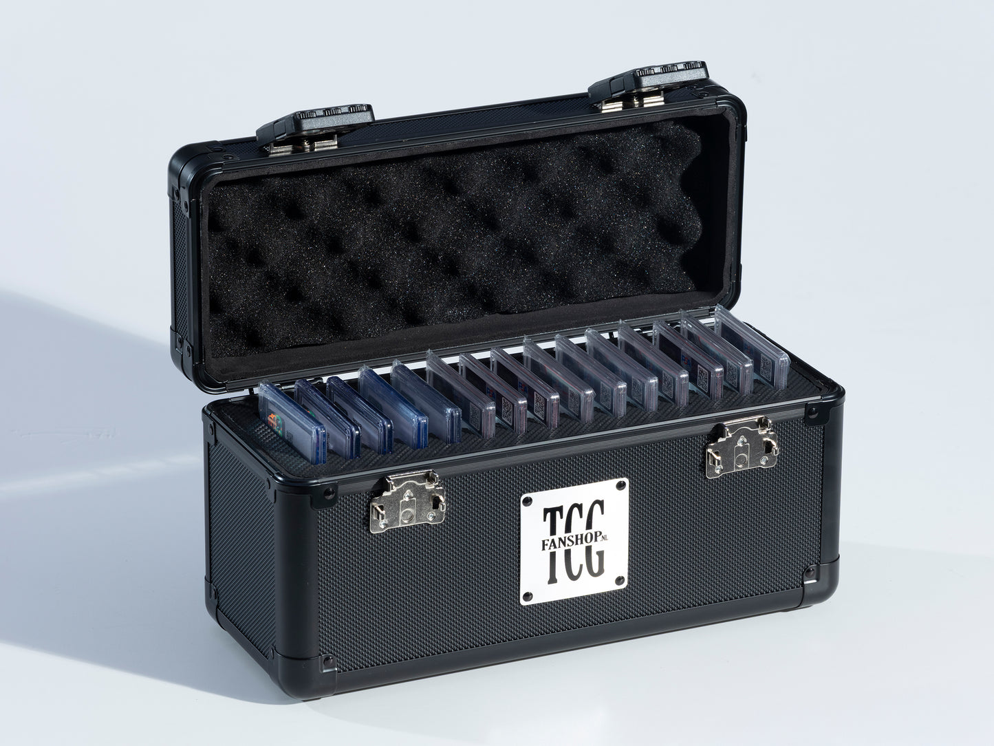 TCGfanshop "Black on Black" Collector's storage case (Klein)