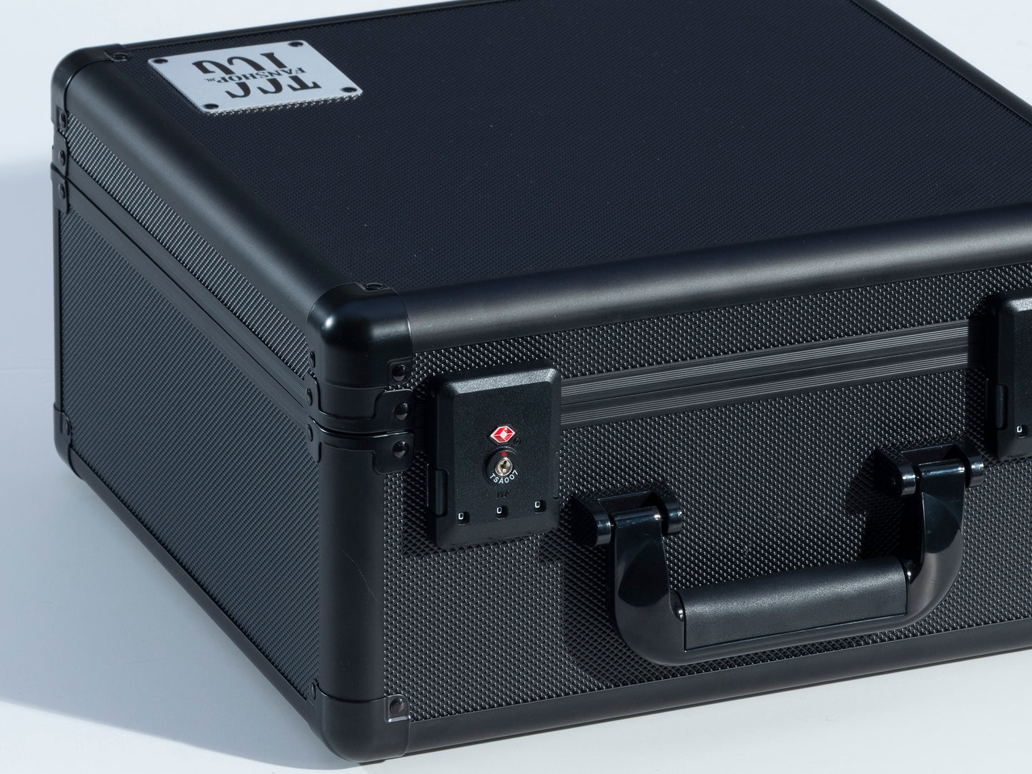 TCGfanshop "Black on Black" Collector's storage case (Middel)