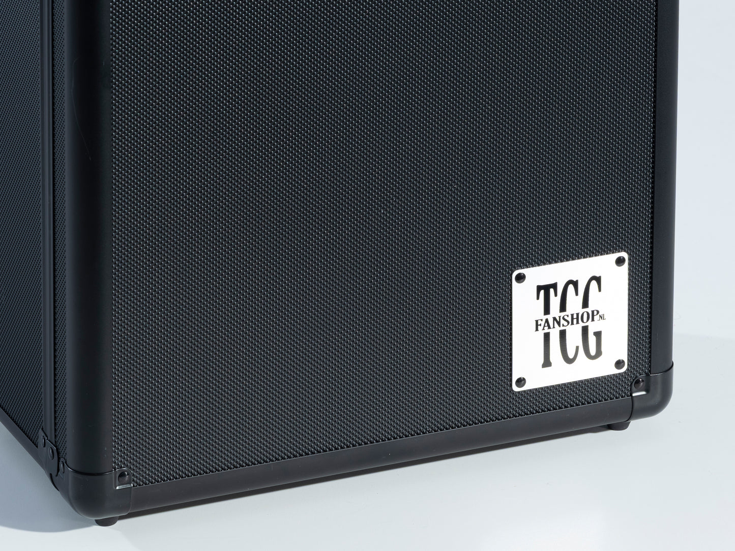 TCGfanshop "Black on Black" Collector's storage case (Middel)