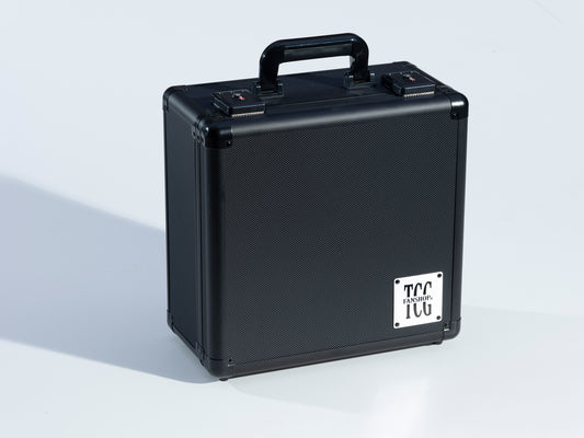 TCGfanshop "Black on Black" Collector's storage case (Middel)
